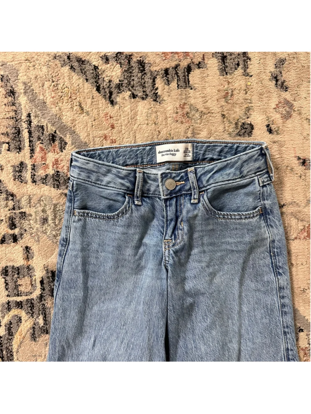 Girls Abercrombie Kids Low Rise Baggy Jeans Size 8 Blue